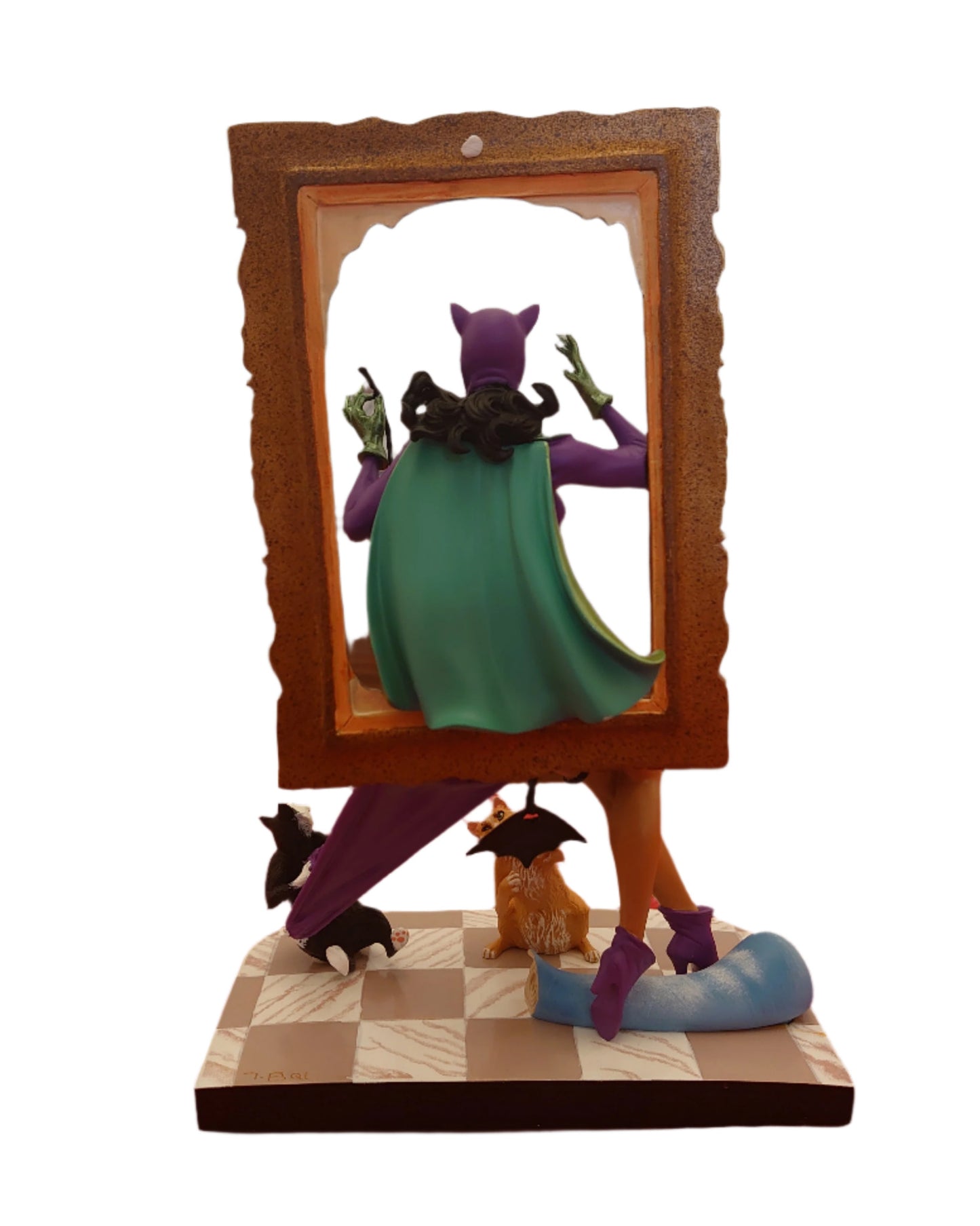Limited Edition Pin-Up Catwoman Statue By DC Direct