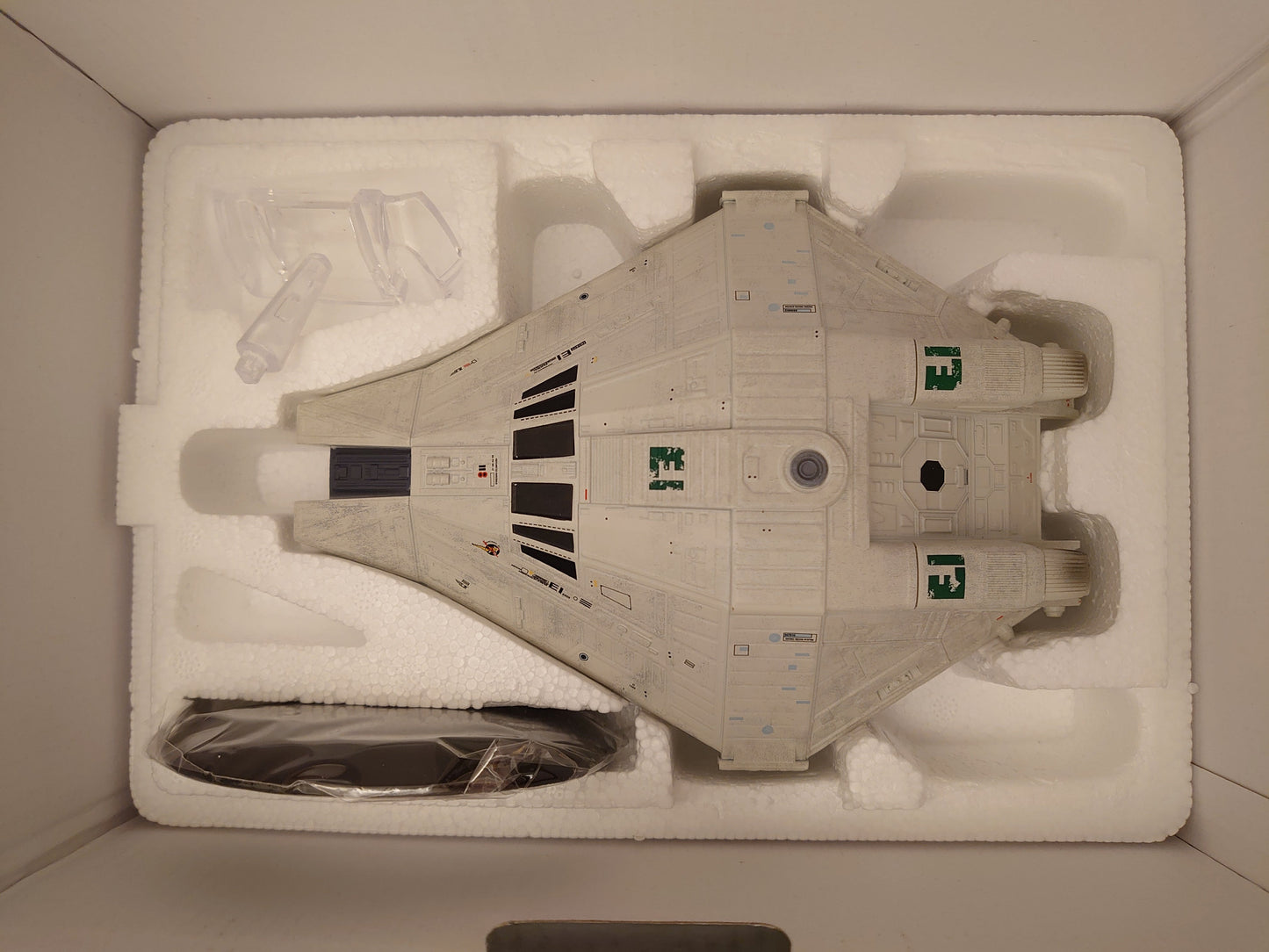 Eaglemoss Alien Shuttle Narcissus Escape Spacecraft HR Giger Syd Mead