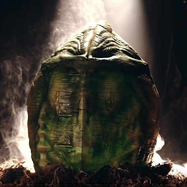 H R Giger Alien Xenomorph Replica Prop Egg With Lights And Open Motion From Ridley Scott's Alien 1979