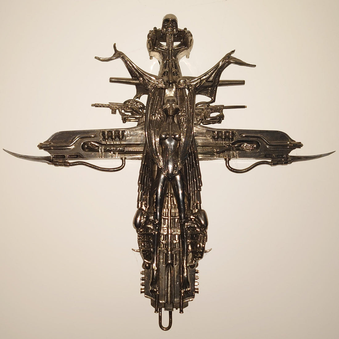H.R. Giger Statue ‘Spell I’ made by Sideshow Morpheus Collectibles ...