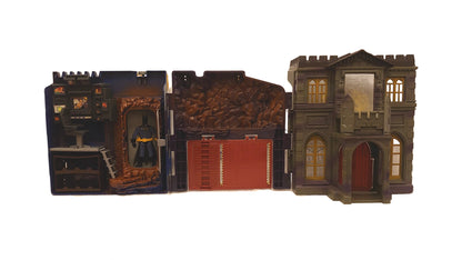 Animated Batman Command Cave / Wayne Manor Playset By Kenner - Canadian Box With Italian Distribution Sticker Giochi Preziosi