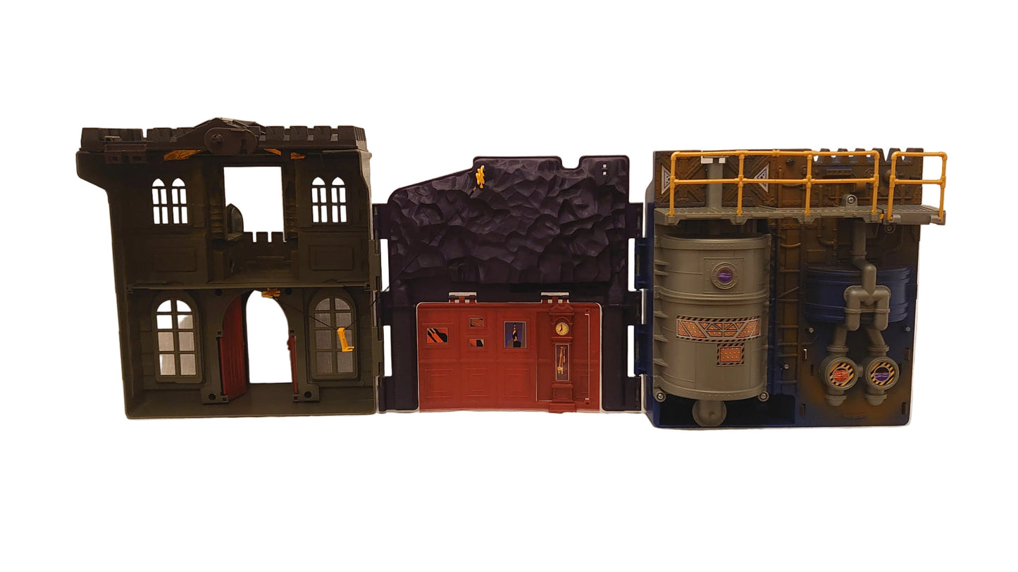 Animated Batman Command Cave / Wayne Manor Playset By Kenner - Canadian Box With Italian Distribution Sticker Giochi Preziosi